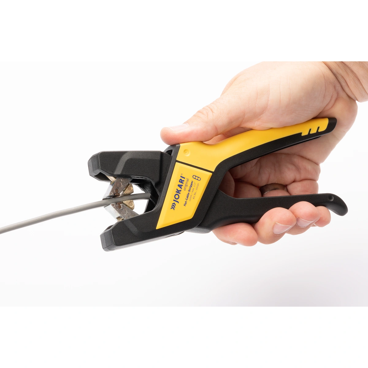 JOKARI_20030_Flat-Cable-Stripper_FKZ_X-Frame_Anwendung_2